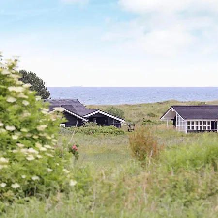 Feriehus Three-bedroom Holiday In Haestveda Hirtshals