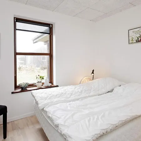 Three-bedroom Holiday In Haestveda * Hirtshals